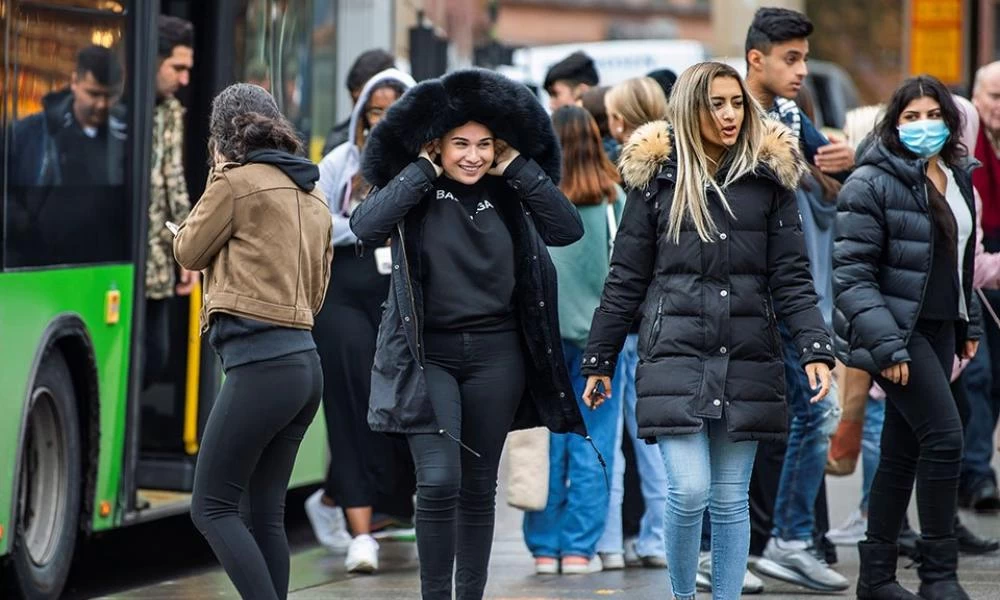 Σουηδία: Συνεχίζει να μην έχει lockdown και περιοριστικά μέτρα!